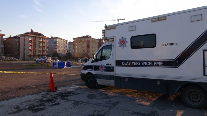 Bavuldan parçalanmış kadın cesedi çıktı