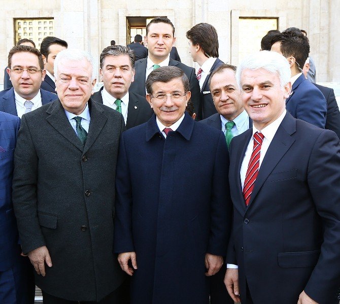 Bursaspor Yöneticileri, Başbakan Ahmet Davutoğlu’nu Ziyaret Etti