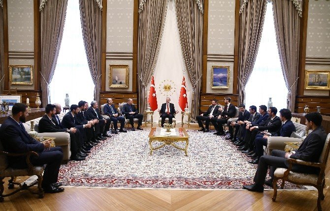 Cumhurbaşkanı Erdoğan 12 Dev Adam’ı Kabul Etti