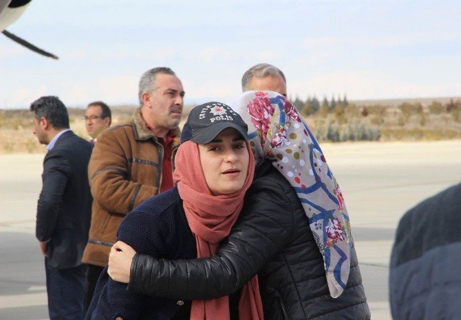 Hakkari’de Şehit Olan Polis Memurunun Cenazesi Şanlıurfa’da Defnedildi