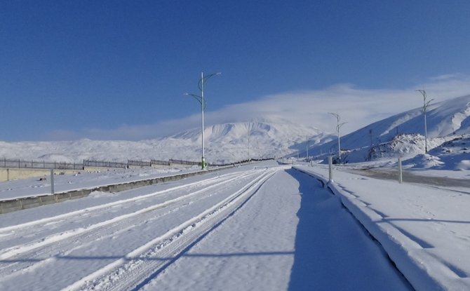 Iğdır'da 23 köy yolu ulaşıma kapandı