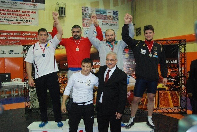 Türkiye, Uluslararası Güreş Turnuvasında 1. Oldu