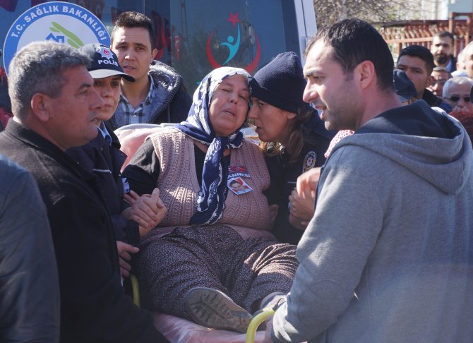 Şehit polis memuru son yolculuğuna gözyaşlarıyla uğurlandı
