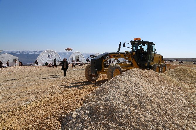 Türkiye’nin Sınırda Kurduğu Çadır Kent Havadan Ve Karadan Görüntülendi