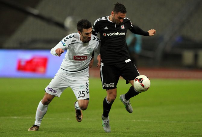 Beşiktaş: 1 - Torku Konyaspor: 0 (İlk yarı)