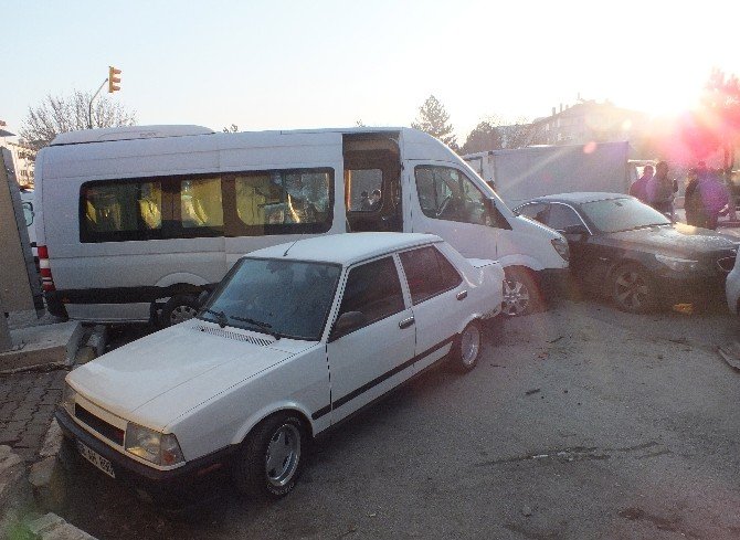 Çankırı’da Trafik Kazası: 3 Yaralı