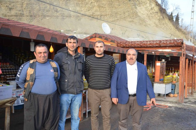 Ahşap evler Kıcı köyü sakinlerinin geçim kaynağı oldu