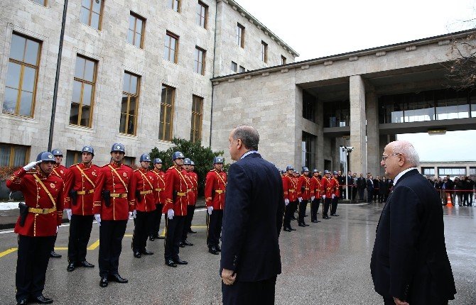 Cumhurbaşkanı Erdoğan’dan TBMM Başkanı Kahraman’a Ziyaret