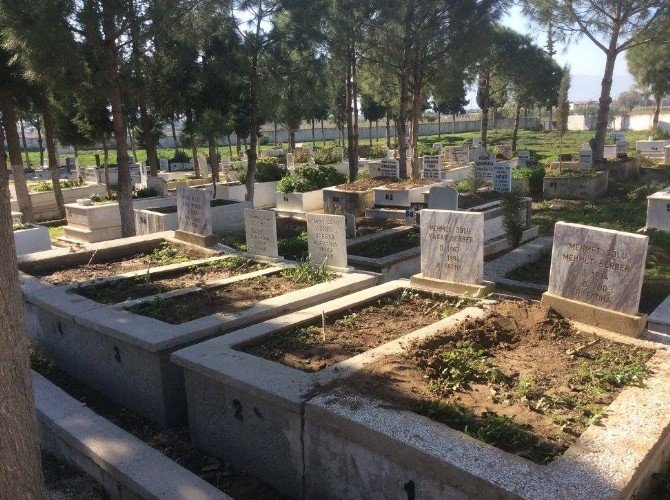 Efeler Belediyesi Mezarlıkların Çehresini Değiştiriyor