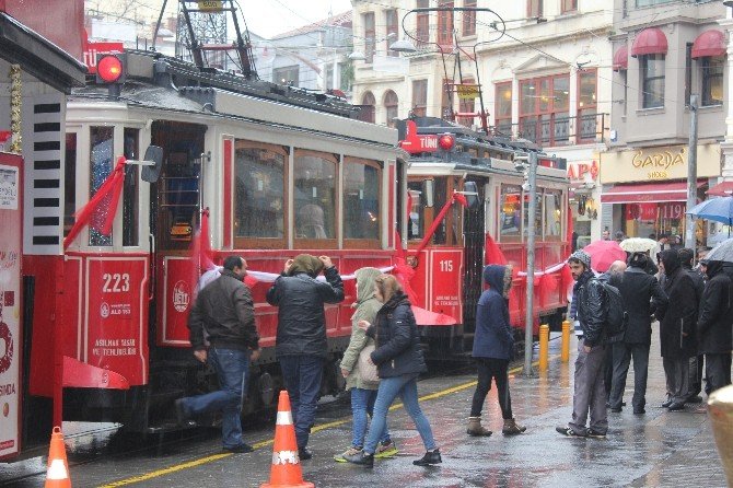 İstanbul Tramvayları 102 Yaşında