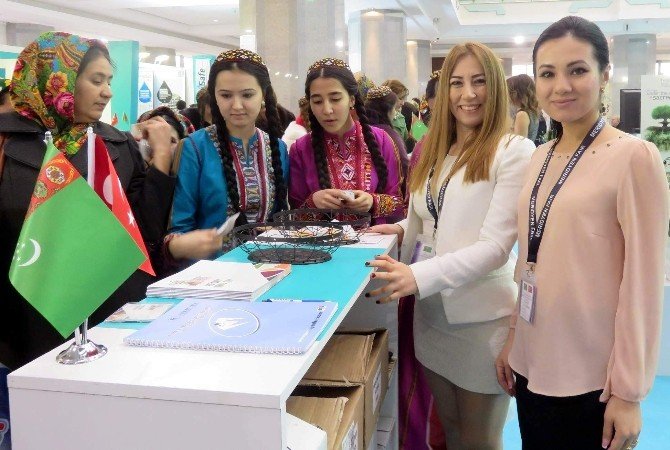 Kuru Meyveler Türkmenıstan’da Tanıtıldı