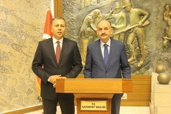 Bakan Müezzinoğlu, Gaziantep Valiliğini Ziyaret Etti