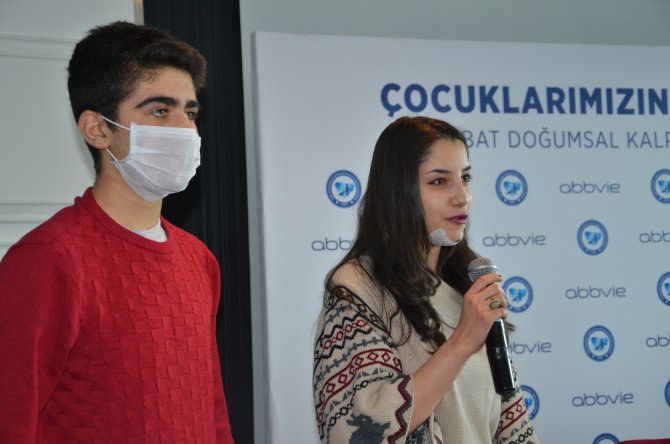 Bebeğiniz alnından soğuk soğuk terliyorsa kalp yetmezliği hastalığı olabilir