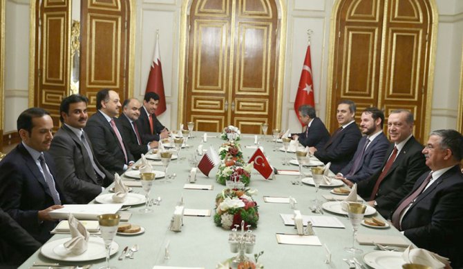 Cumhurbaşkanı Erdoğan, Katar Emiri Şeyh Temim ile Görüştü