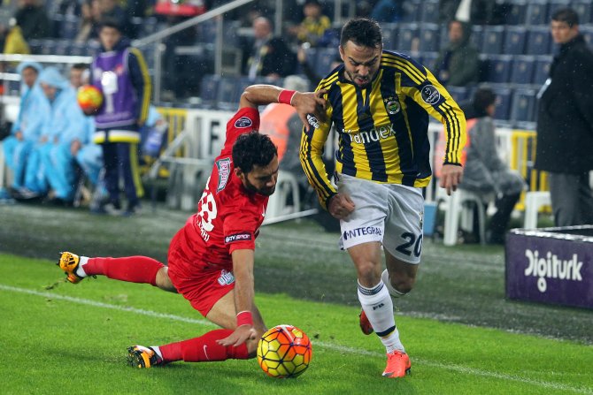Fenerbahçe: 2 - Kasımpaşa: 0 (İlk yarı)
