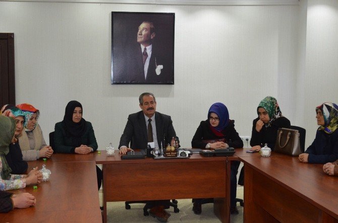 AK Parti Kadın Kollarından Başkan Necati Gürsoy’a Ziyaret