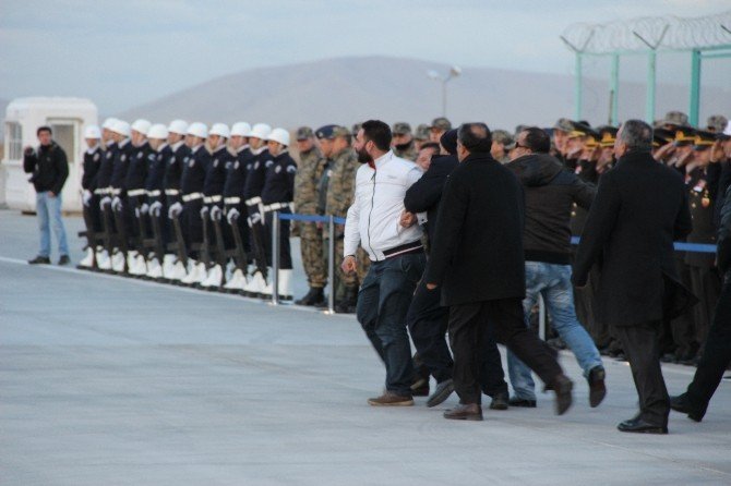 Şehit Özel Harekat Polisinin Cenazesi Konya’ya Getirildi
