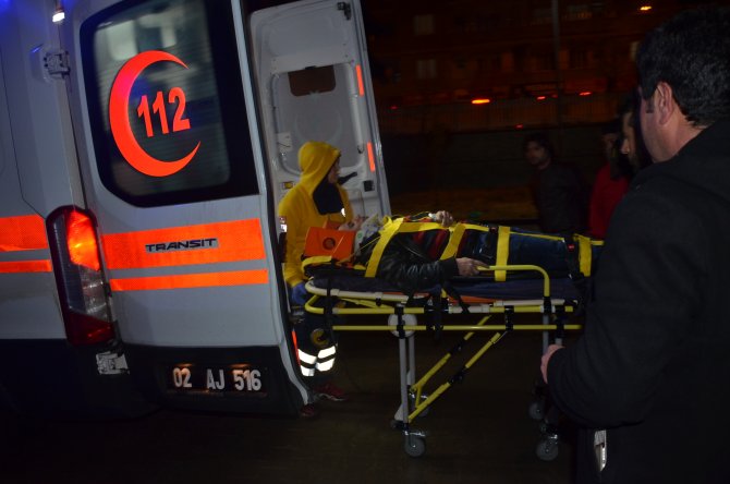 Adıyaman'da yolcu minibüsü takla attı: 22 yaralı