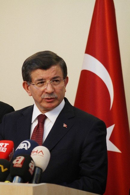 Başbakan Davutoğlu: "Angajman Kuralları Gereği Hedefler Vuruldu"