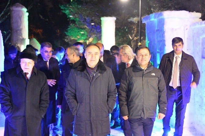 “Buz Ve Kar’dan Geleneksel Erzurum Kültür Sokağı” Açılışı Yapıldı