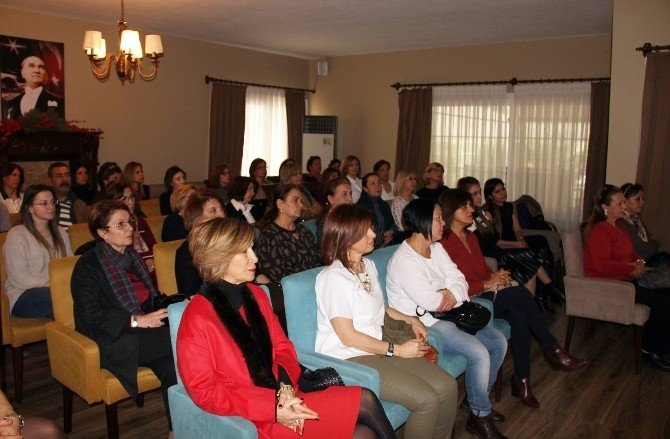 Türkiye’de 8 Kadından 1’inin Meme Kanserine Yakalanma Riski Var