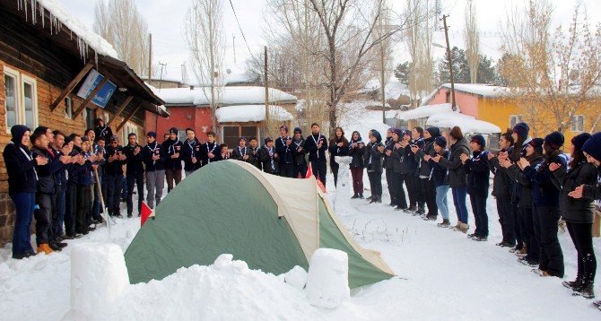 Erzurumlu İzciler Kış Kampı’nda