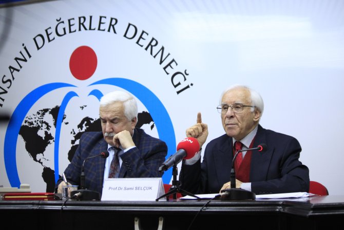 Sami Selçuk: Parti başkanları, diktatörlüğü parti içinde öğreniyor