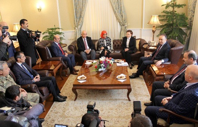 Çevre Ve Şehircilik Bakanı Fatma Güldemet Sarı, Erzurum’da