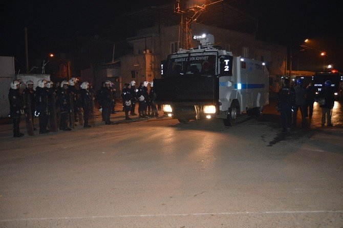 Turgutlu’da İzinsiz Yürüyüşe Müdahale: 12 Gözaltı