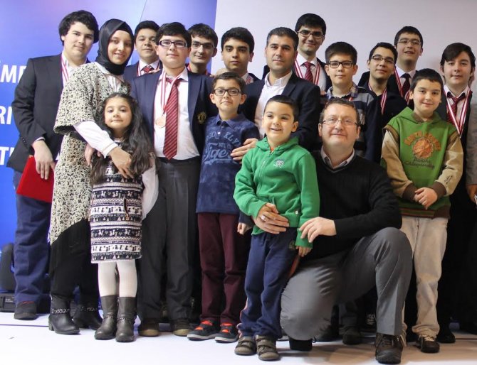 TÜBİTAK'tan Yamanlar'a 14 madalya