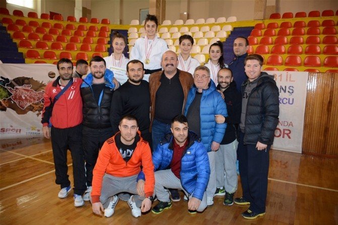 Anadolu Yıldızlar Ligi Judo Yarı Final Müsabakaları Sona Erdi