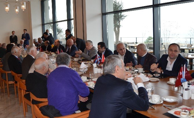 Bakanlar Berat Albayrak Ve Süleyman Soylu Trabzonspor Toplantısı’na Katıldı
