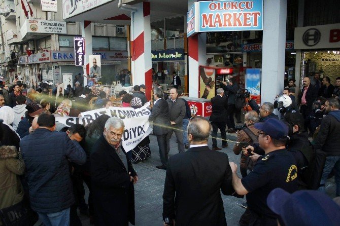 Antalya’da HDP Eylemine Polis Müdahalesi