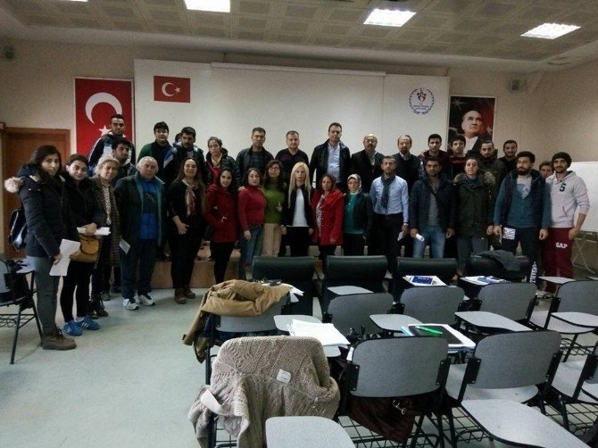 Adana’da Badminton Hakem Kursu Sona Erdi