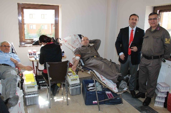 Çaycuma’da Kan Bağışı Kampanyasına Vatandaşlardan Büyük İlgi
