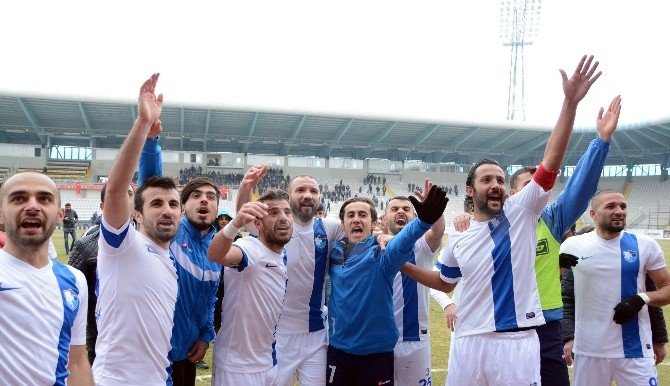 Bb Erzurumspor Teknik Direktörü Yıldırım: "Zor Maçtı, Üç Puan Almaktan Mutluyuz"