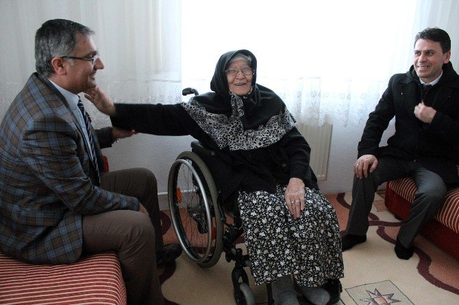 Kelkit Kaymakamı Yavuz’dan Yaşlılara Ziyaret