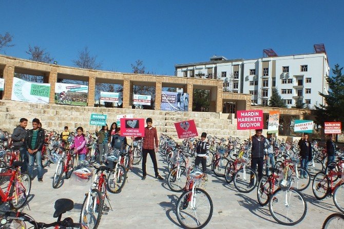 Okullara Bisiklet Dağıtıldı