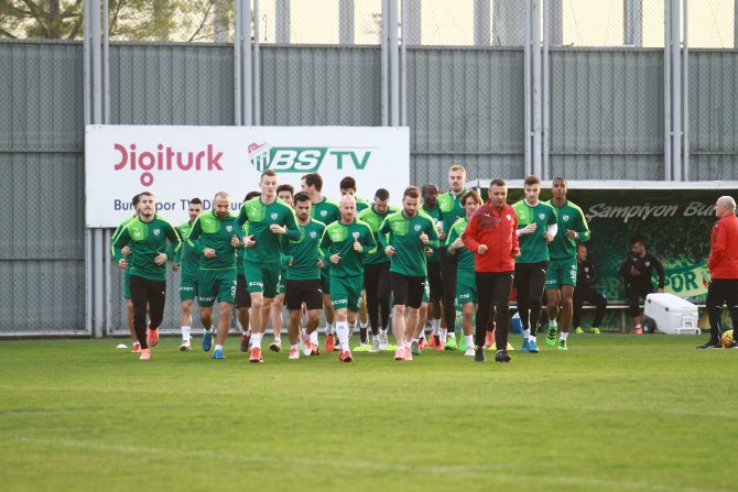 Bursaspor, Fenerbahçe hazırlıklarına başladı