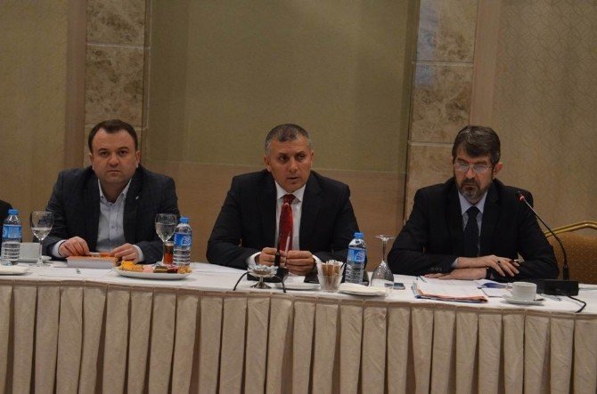 AK Parti Konya İlçe Başkanları Toplantısı Yapıldı