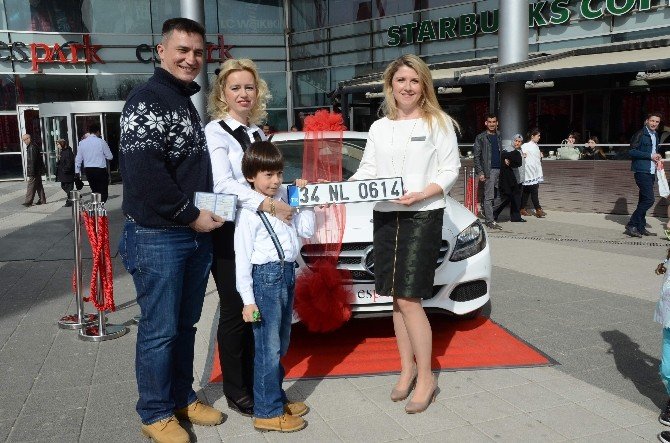 Espark Talihlisi Aracına Kavuştu