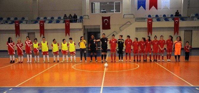 Gençler Futsal Yarı Finalleri Ortaca’da Başladı