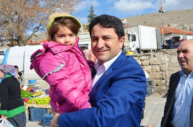 Seyitgazi Belediye Başkanı Hasan Kalın’dan Pazar Esnafına Ziyaret