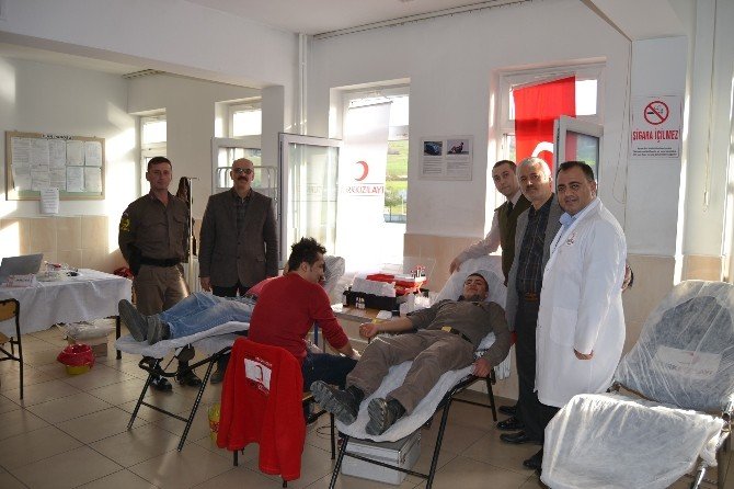 Alaçam Jandarmadan Kan Bağışı
