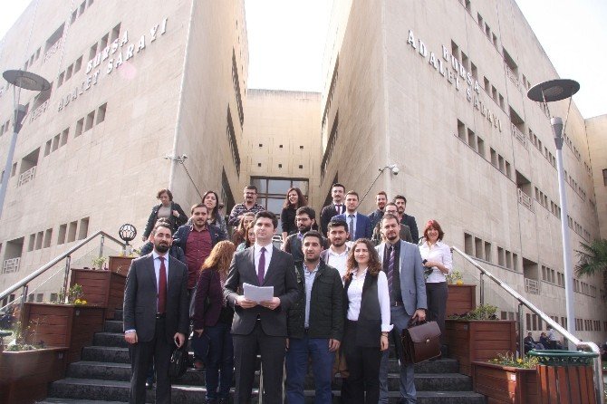 Bursa’daki İşçi Avukatların Asgari Ücret İsyanı