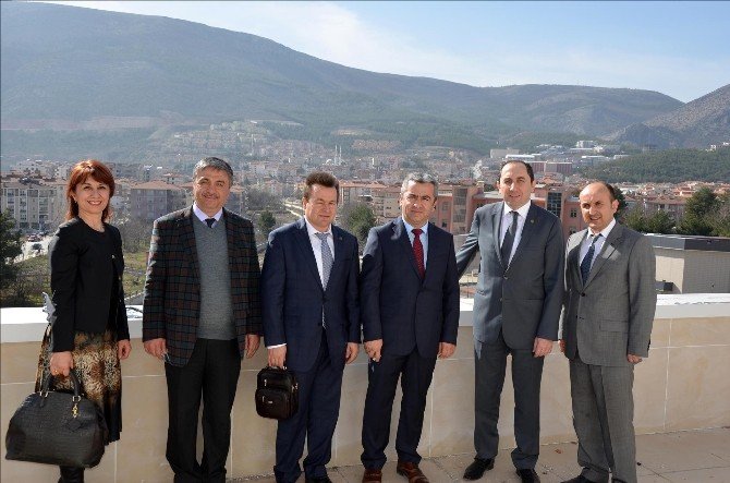 Rektör Alkan’dan Amasya Üniversitesi’ne Ziyaret