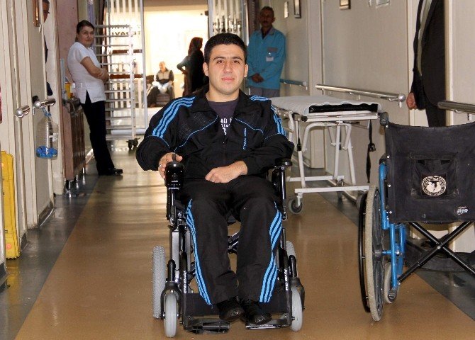 Hayalindeki Akülü Tekerlekli Sandalyeye 13 Yıl Sonra Kavuştu