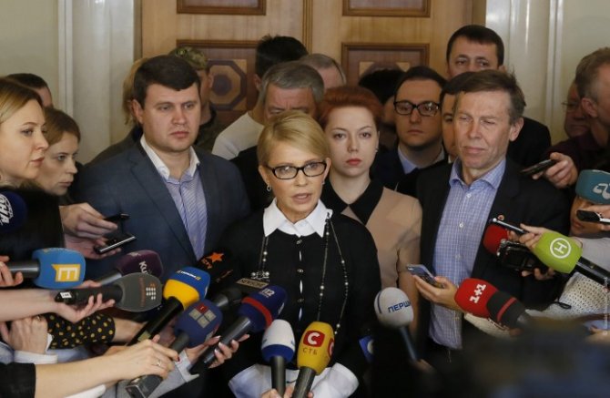 Ukrayna’da hükümet krizi: Timoşenko koalisyondan çıktı