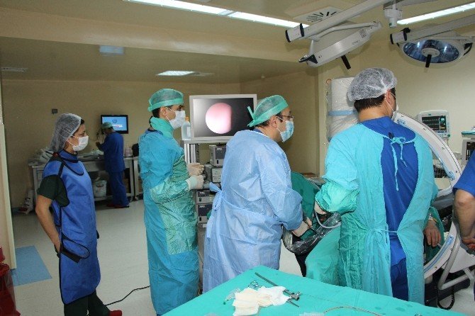 Gazi’de Böbrek Taşına Ameliyatsız Çözüm