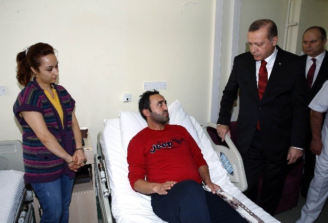 Cumhurbaşkanı Erdoğan, GATA’da Tedavi Altına Yaralıları Ziyaret Etti
